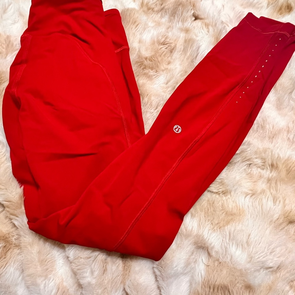 Lululemon fast and free